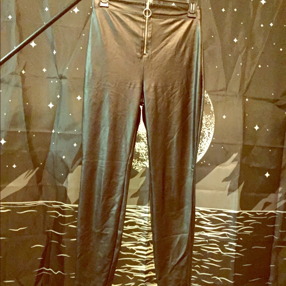 Black Pleather Leggings with Zipper. Size Sm/2-4.